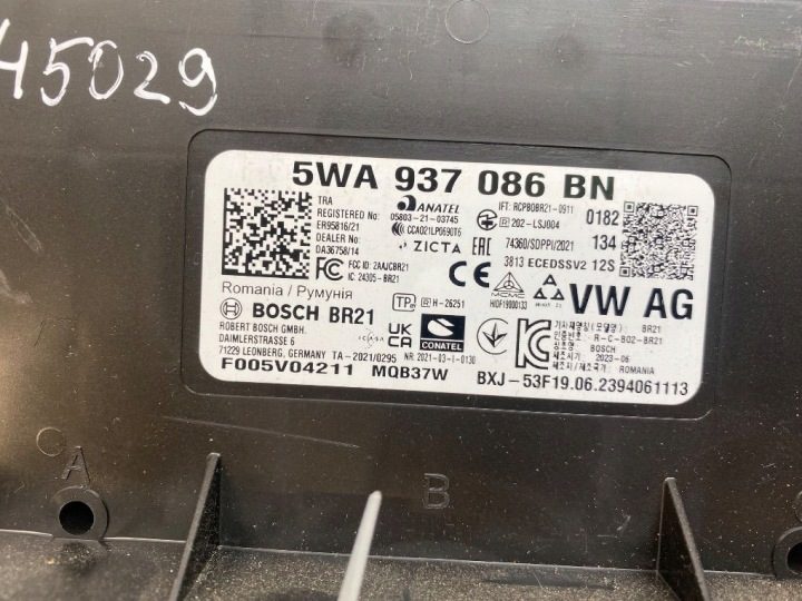 F005V04211 Pokładowa блок управления zasilaniem SKODA OCTAVIA IV, фото 3