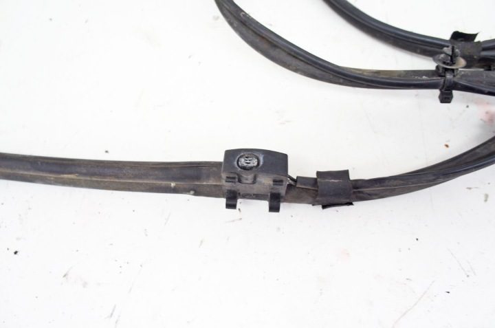 UD254 Infiniti Q30 ^ Форсунка Трубка Омывателя Капота A1768600192, фото 3