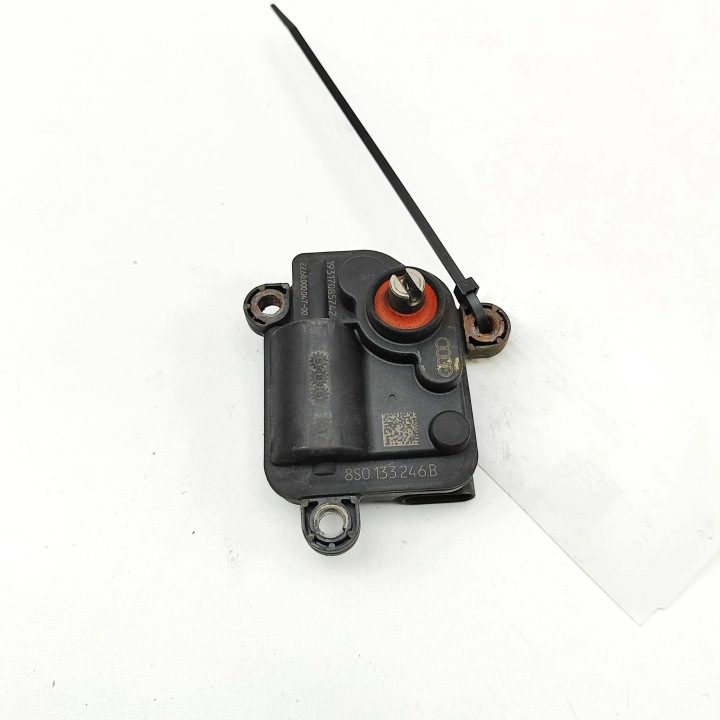 МОТОРЧИК ВЫХЛОПА AUDI Q3 SPORTBACK (F3N) 8S0133246B 37688076 2.5L 294 кВт, фото 2