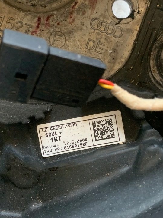 КОЖАНЫЙ РУЛЬ AUDI A4 A6 C6 A8 D3 4E0419091CL1KT, фото 2