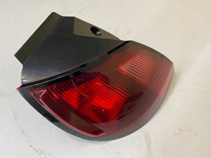 MITSUBISHI COLT VI РЕСТАЙЛИНГ (08-12R) 3 ДВ. ФОНАРЬ ЛЕВЫЙ ЗАДНИЙ MR957365, фото 5