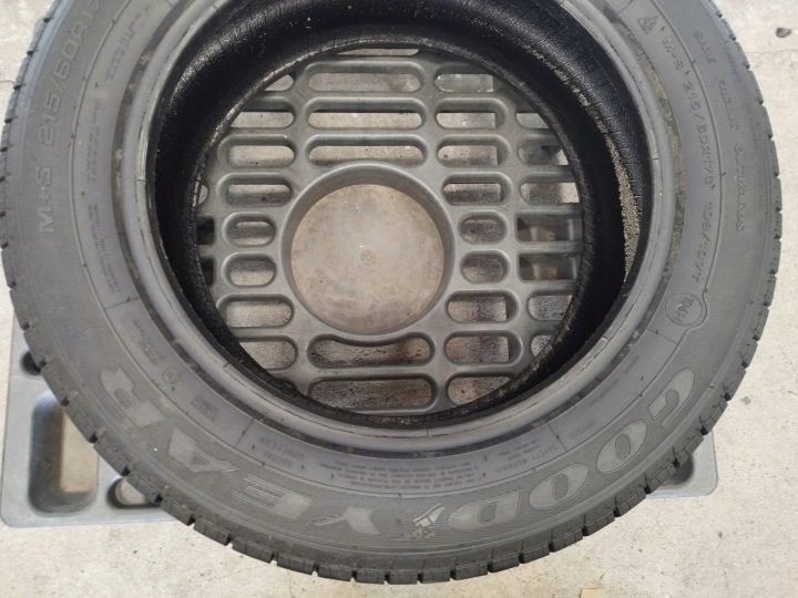 Шина всесезонная Goodyear Cargo Vector 2 215/60R17 109/107 T усилитель (C), фото 4