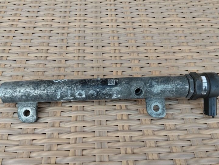 ТОПЛИВНАЯ РАМПА OPEL VECTRA C ASTRA H SAAB 93 1.9 CDTI 0445214057 55188056, фото 1