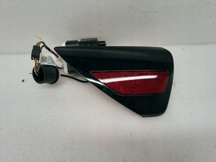 Лючок порт зарядки катафот задний левый Tesla Model 3 1478840-00-A, фото 1