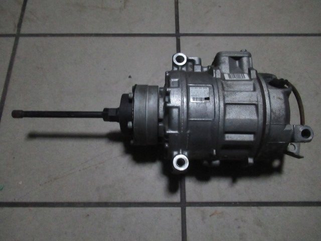 КОМПРЕССОР КОНДИЦИОНЕРА AUDI VW SKODA 8K0260805H, фото 1