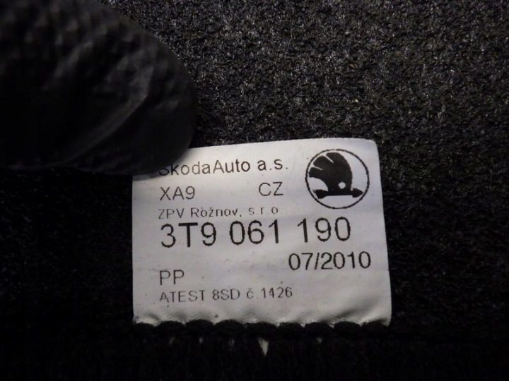 Коврик для багажника Skoda OE резинка, фото 3