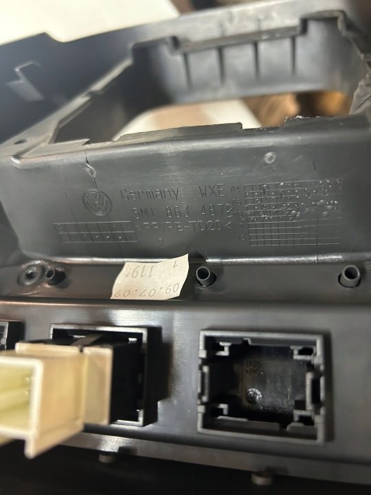 Центральная консоль бардачок VW Golf V VI Plus 5M1863476 5M1863487, фото 5