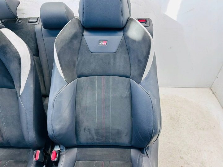 C-HR C-HR I РЕСТАЙЛИНГ GR SPORT СИДЕНЬЯ ДИВАН КОМПЛЕКТ КОЖА, фото 4