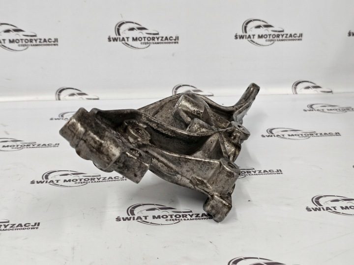 MERCEDES W212 1.8 бензин CGI 271860 кронштейн двигателя A2711410840, фото 3