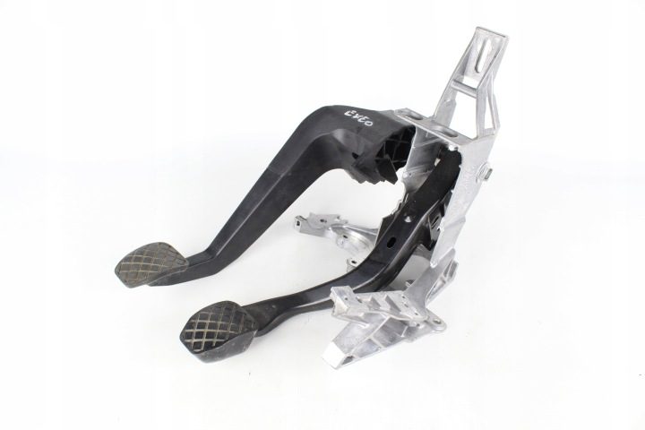 Педали сцепления тормоза механика Seat Exeo A4 B7 8E1721117D, фото 1