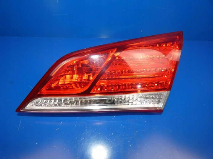 HYUNDAI I40 СЕДАН ФОНАРЬ ПРАВЫЙ ЗАДНИЙ В КРЫШКУ БАГАЖНИКА, фото 1