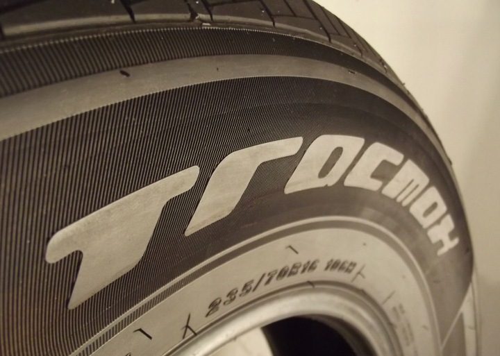 Шина летняя Tracmax X-Privilo H/T 235/70R16 106 H защита диска, фото 6