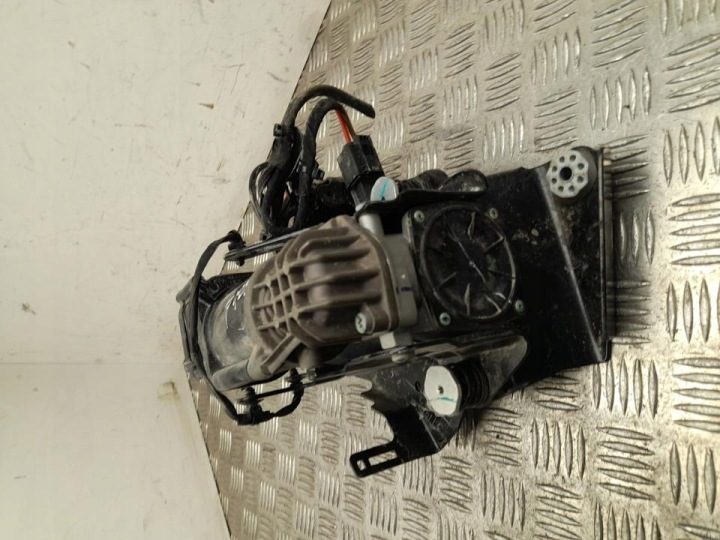 Компрессор пневмоподвески пневматического BMW 5 G60 2024 6894904, фото 4