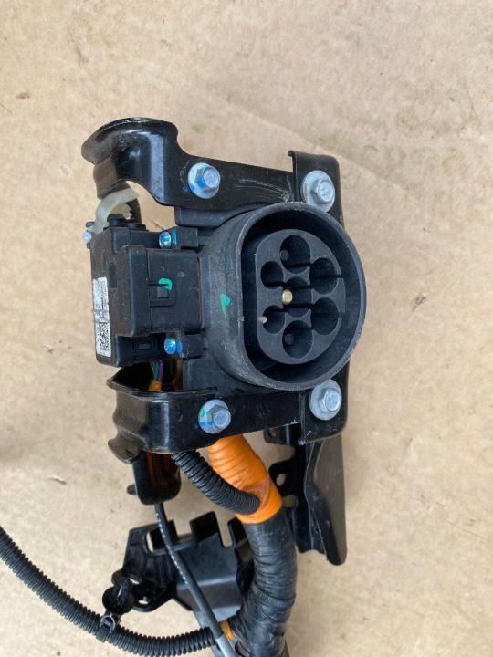 Jeep Wrangler JL 2,0 гибрид 4XE кабель зарядки гнездо 21-23 год, фото 3