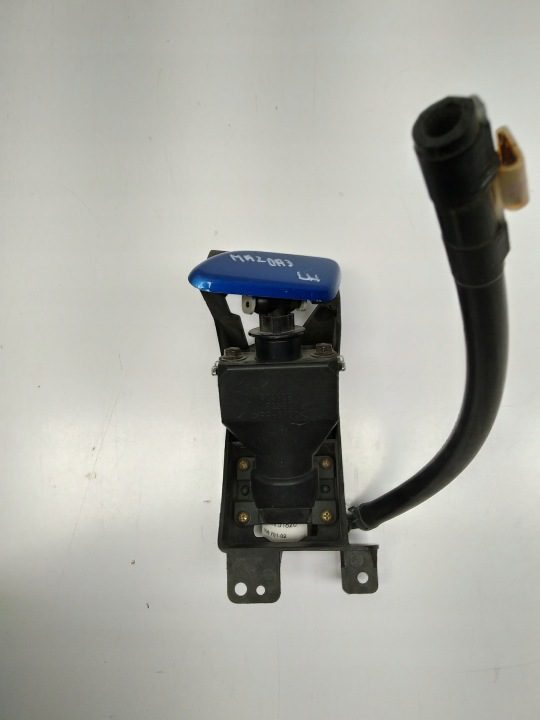 06-09r Mazda III 3 MPS омыватель левый фары ксенон BP4K5182Y, фото 1