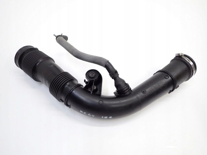 Шланг патрубок воздуха 31657341 Volvo XC60 II D4 2.0D 18 г., фото 2