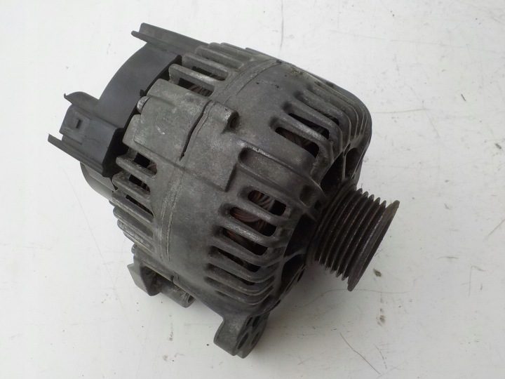 Golf V Audi A3 8P 1.6 FSI 116 л.с. BLP BLF генератор 03C903023B, фото 1