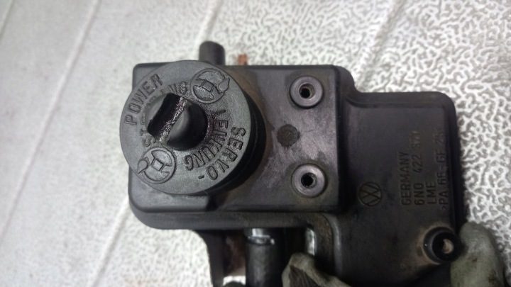 БАЧОК UKŁ.WSPOMAGANIA VW POLO III 95 г. 6N0422371, фото 3