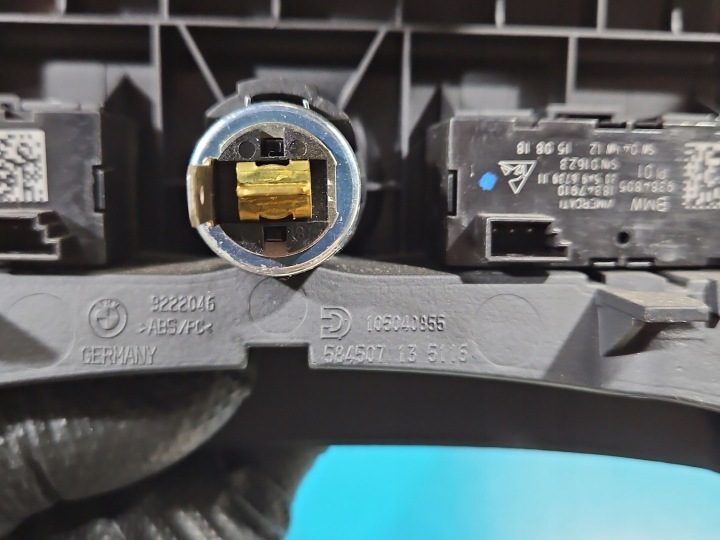 ПЕРЕКЛЮЧАТЕЛЬ ПОДОГРЕВА СИДЕНИЙ ЗАДНИЙ BMW F34 GT 9207330 9384806 9384805, фото 10