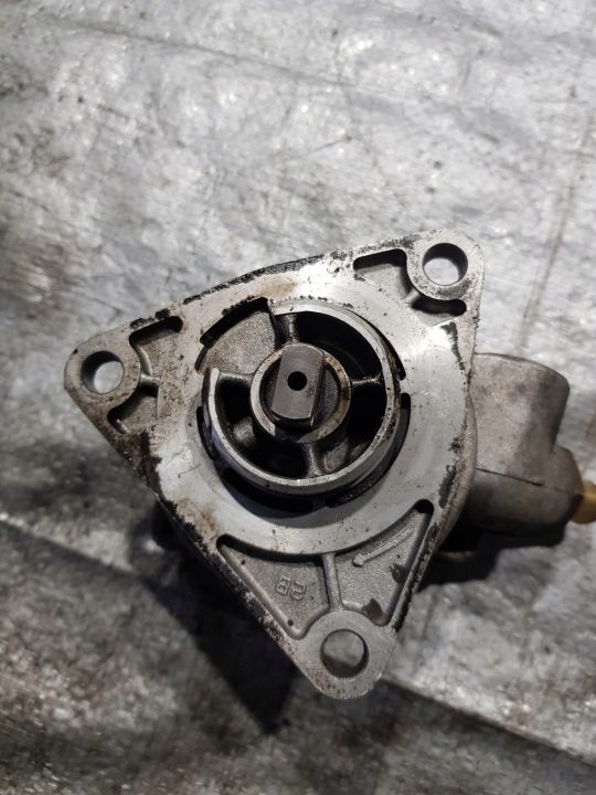 ВАКУУМНЫЙ НАСОС 96110999 ALFA ROMEO 156 1.9 JTD, фото 2