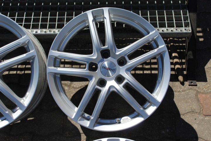4× Литой диск Dezent 7.0" x 17" 5x114.3 ET 50, фото 4