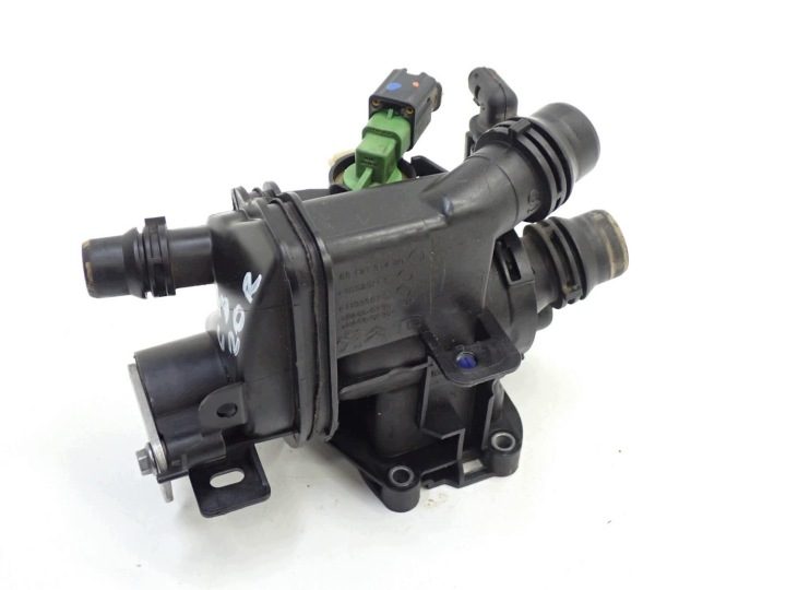 Корпус термостата патрубок охлаждения 9812131480 Citroen C3 III 1.2 THP HN05 20 г., фото 2