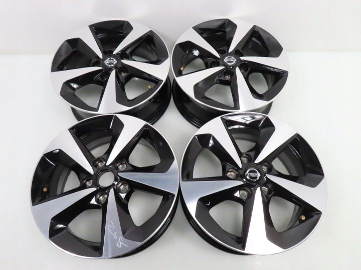 4× Литой диск Nissan 6.5" x 16" 5x114.3 ET 40, фото 1