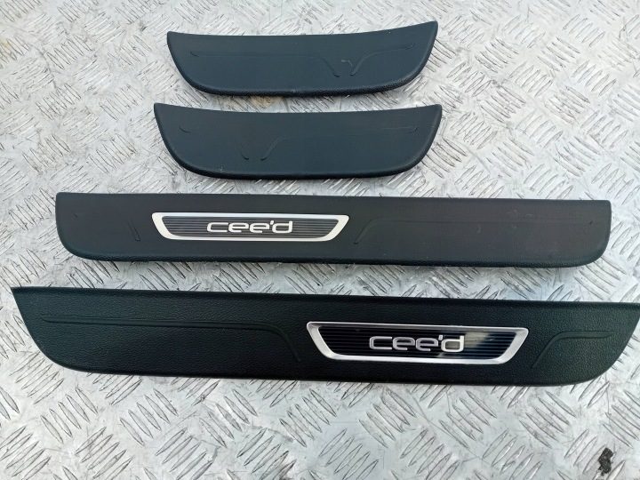 KIA Ceed 2017 Комплект Накладка порога передняя /, фото 2