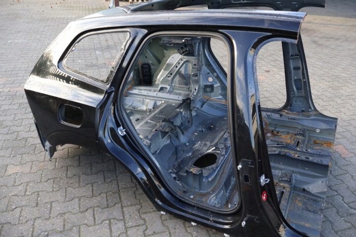 VOLVO XC60 II ЧЕТВЕРТЬ КРЫЛО ПРАВОЕ ЗАДНЕЕ, фото 2