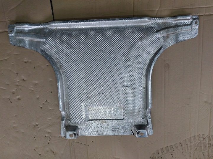 AUDI Q5 80A ЗАЩИТА ДНИЩА ПЛАСТИНА 80A825209, фото 1