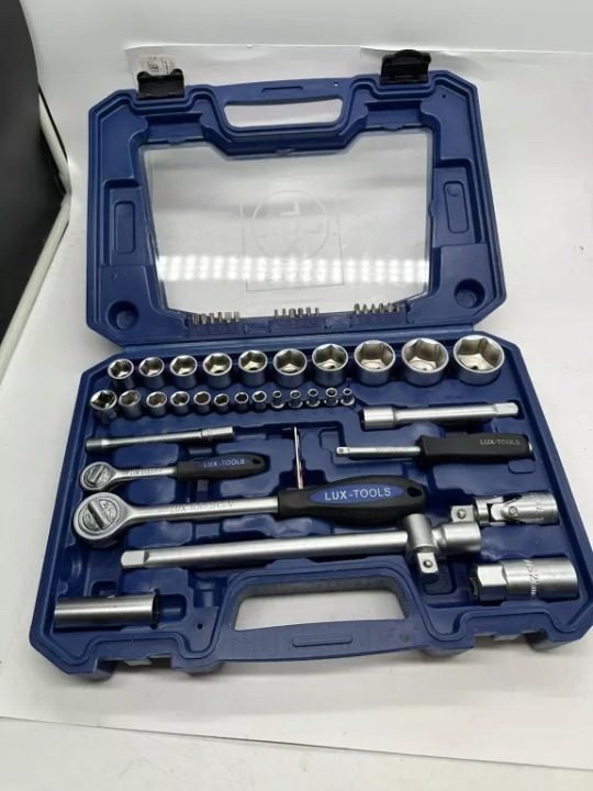Комплект инструментов Люкс Tools 57 шт., фото 1