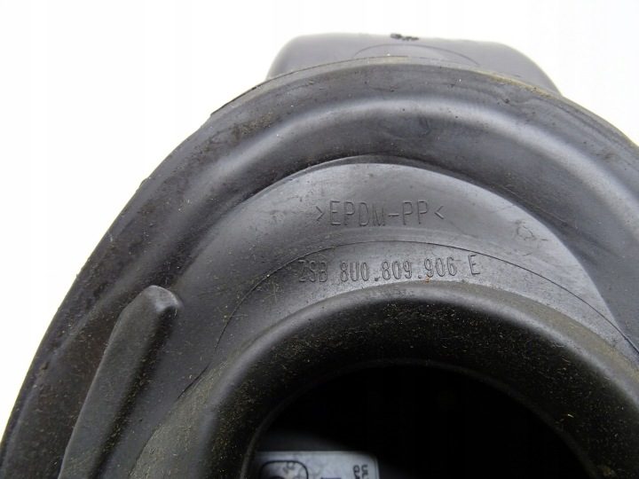 ЛЮЧОК ГОРЛОВИНЫ БЕНЗОБАКА + КРЫШКА 8U0809906E AUDI Q3 8U LY9T, фото 9