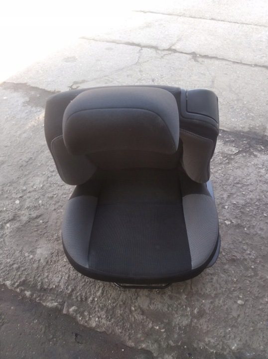 Сиденье водителя Peugeot 207 3D, фото 9