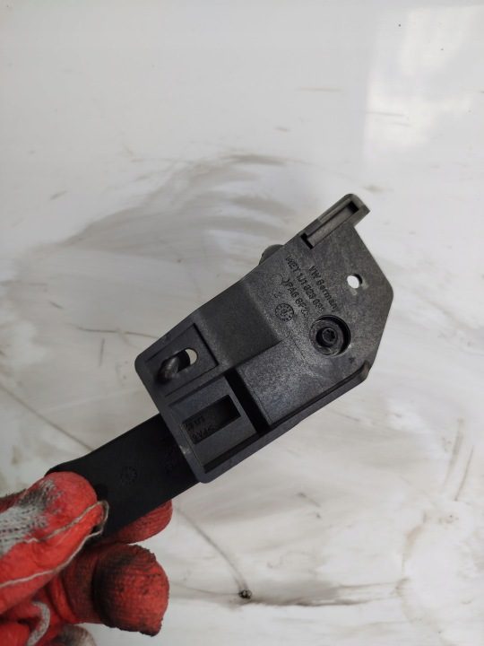 РУЧКА ТЯГА ОТКРЫВАНИЯ КАПОТА SEAT IBIZA 4 IV 1J1923533C, фото 3