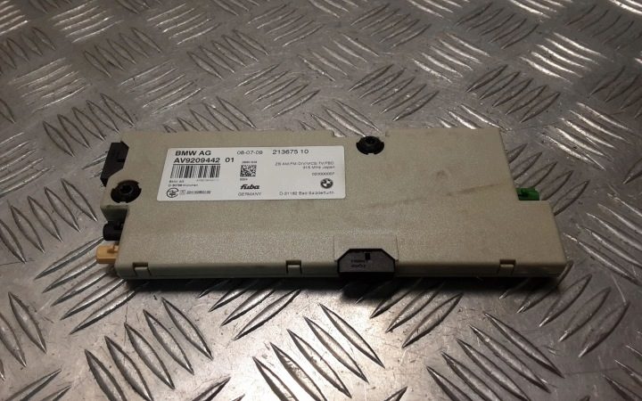 2009 BMW 7 F01 F02 F03 F04 Усилитель антенный 9209442, фото 1