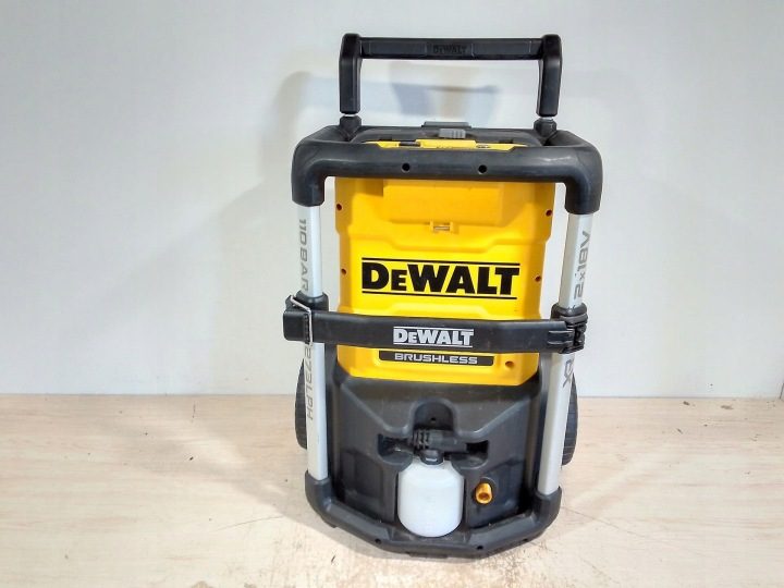 Мойка высокого давления аккумуляторная 2x18V DeWalt [DCMPW1600N-XJ] 70/85/110bar, фото 2