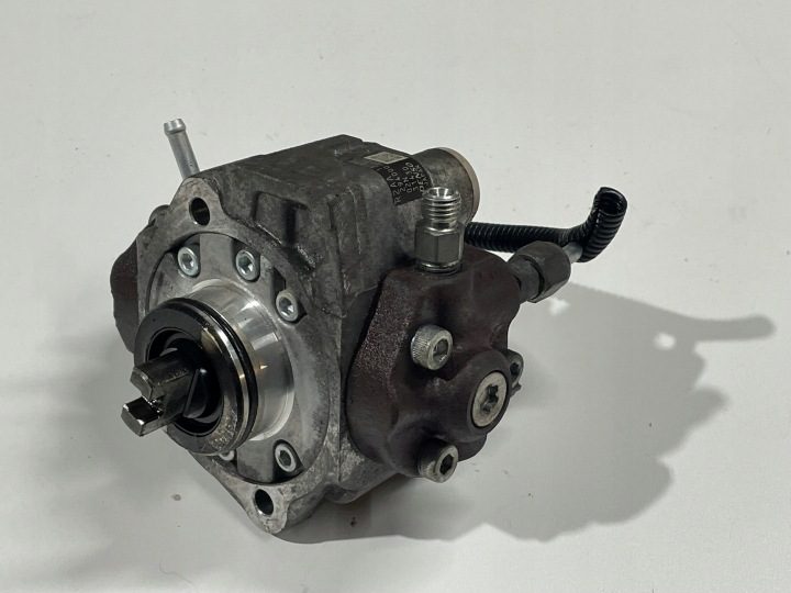 Mazda OE R2AA13800 насос высокого давления, фото 3