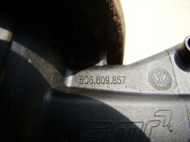 ЛЮЧОК ГОРЛОВИНЫ БЕНЗОБАКА VW JETTA Vl 2.0TDI 5C6809857 LC9A, фото 3