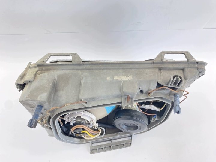 Фара левая передняя Mercedes W124 Hella корпус без Klosza поврежд., фото 6