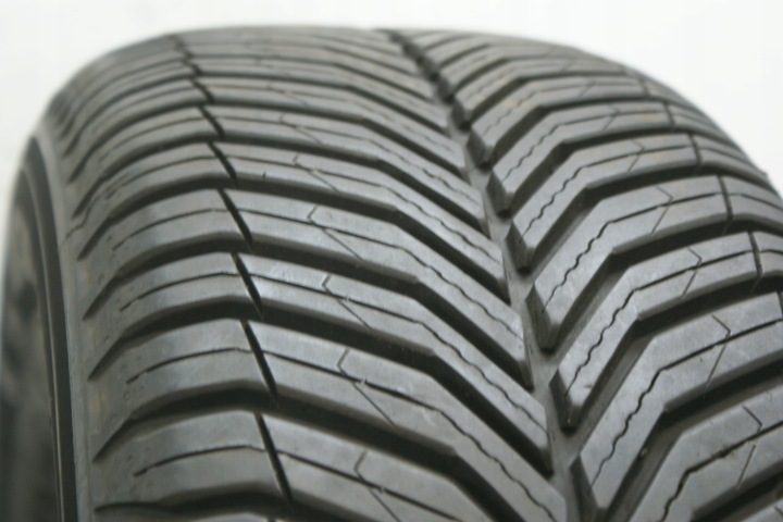 Шина всесезонная Michelin CrossClimate 3 235/65R17 108 Вт сцепление на снегу (3PMSF), усилитель (XL), фото 2