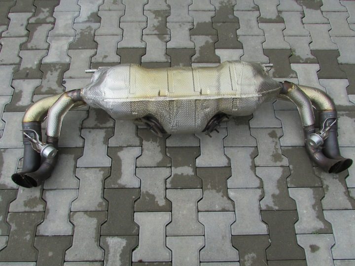 AUDI R8 ЗАДНИЙ ГЛУШИТЕЛЬ 5.2 FSI V10 4S0251609B, фото 3