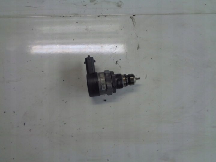 VOLVO 2.4 D5 ДАТЧИК ТОПЛИВА 0281002712, фото 1
