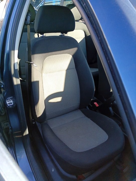 Skoda Fabia 1 I 99-08 СИДЕНЬЕ ПРАВОЕ ПАССАЖИРА, фото 1