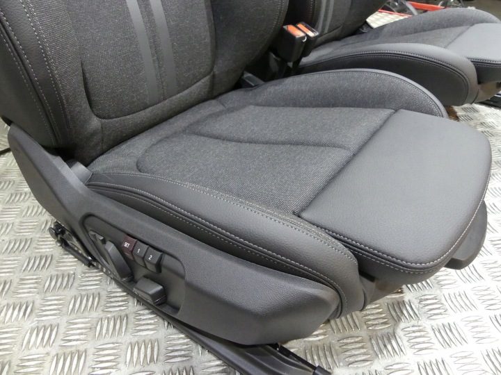 BMW 1 F40 RHD Sport обивка сиденья диван тоннель обшивки Sensatec антрацит, фото 8