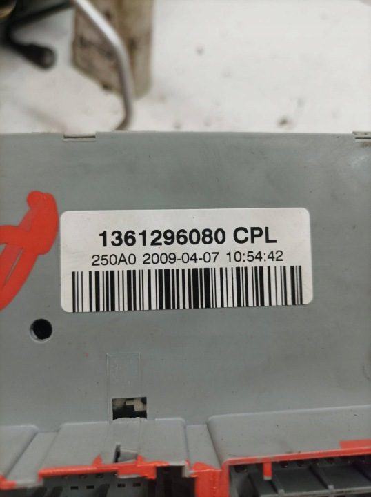 Блок предохранителей 1361296080CPL 2.3 дизель Fiat Ducato III (2007-), фото 4