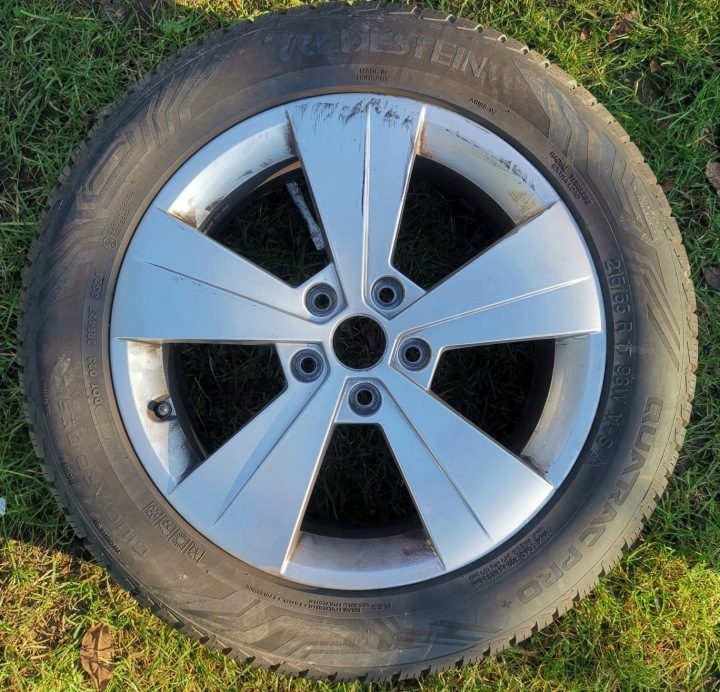 Литой диск Skoda OE 3V0601025A 8Z8 6.5" x 17" 5x112 ET 41, фото 1