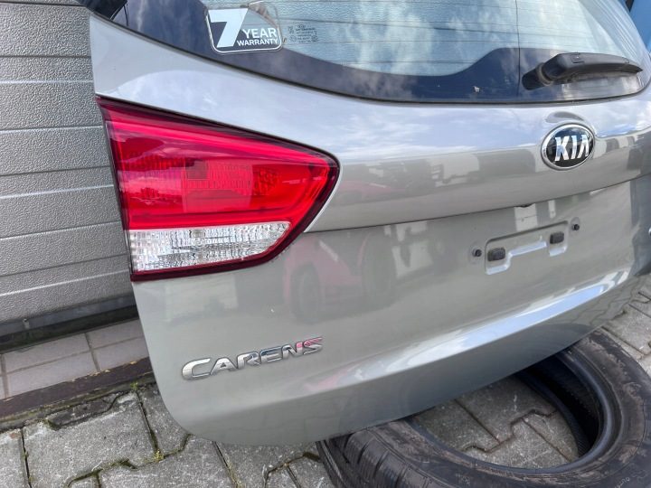 Крышка багажника в сборе камера KIA Carens IV 13- цвет K3Y, фото 5