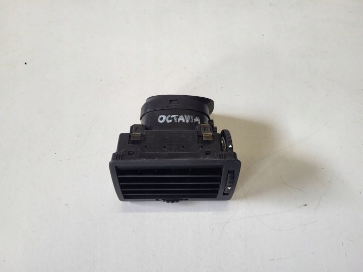 Дефлектор обдува L Skoda OE 1U1819701, фото 2
