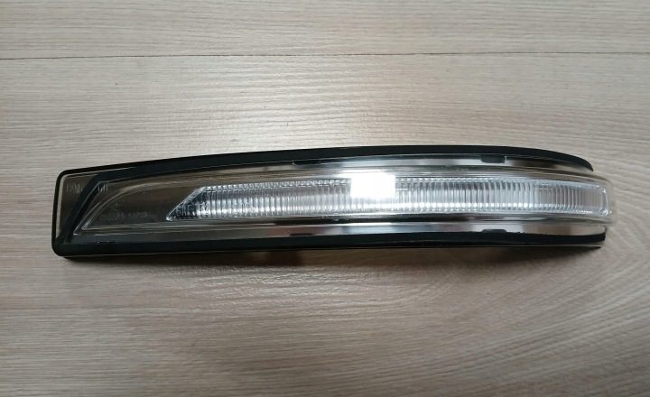 KIA SORENTO III 14-20r ПОВОРОТНИК LED ЛЕВОГО ЗЕРКАЛА OE, фото 1