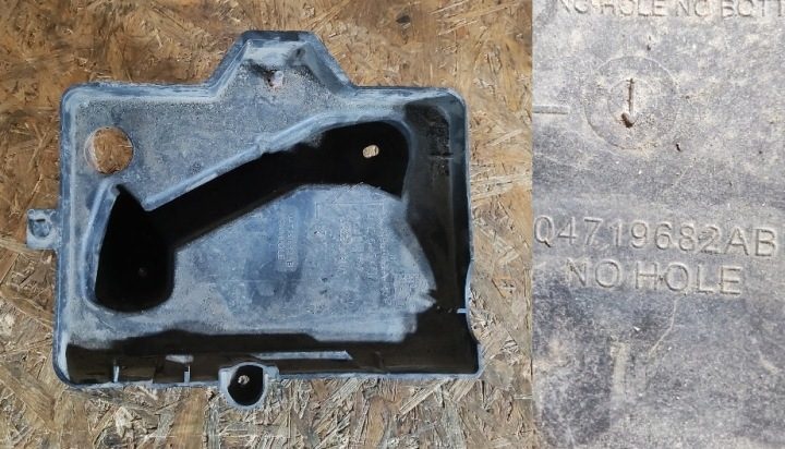 Площадка аккумулятора Chrysler Pacifica 3.5 V6, фото 1